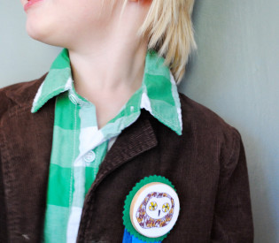 mer mag GAP Kids craft badge