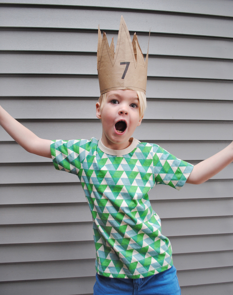 MerMagAJpartyhat3
