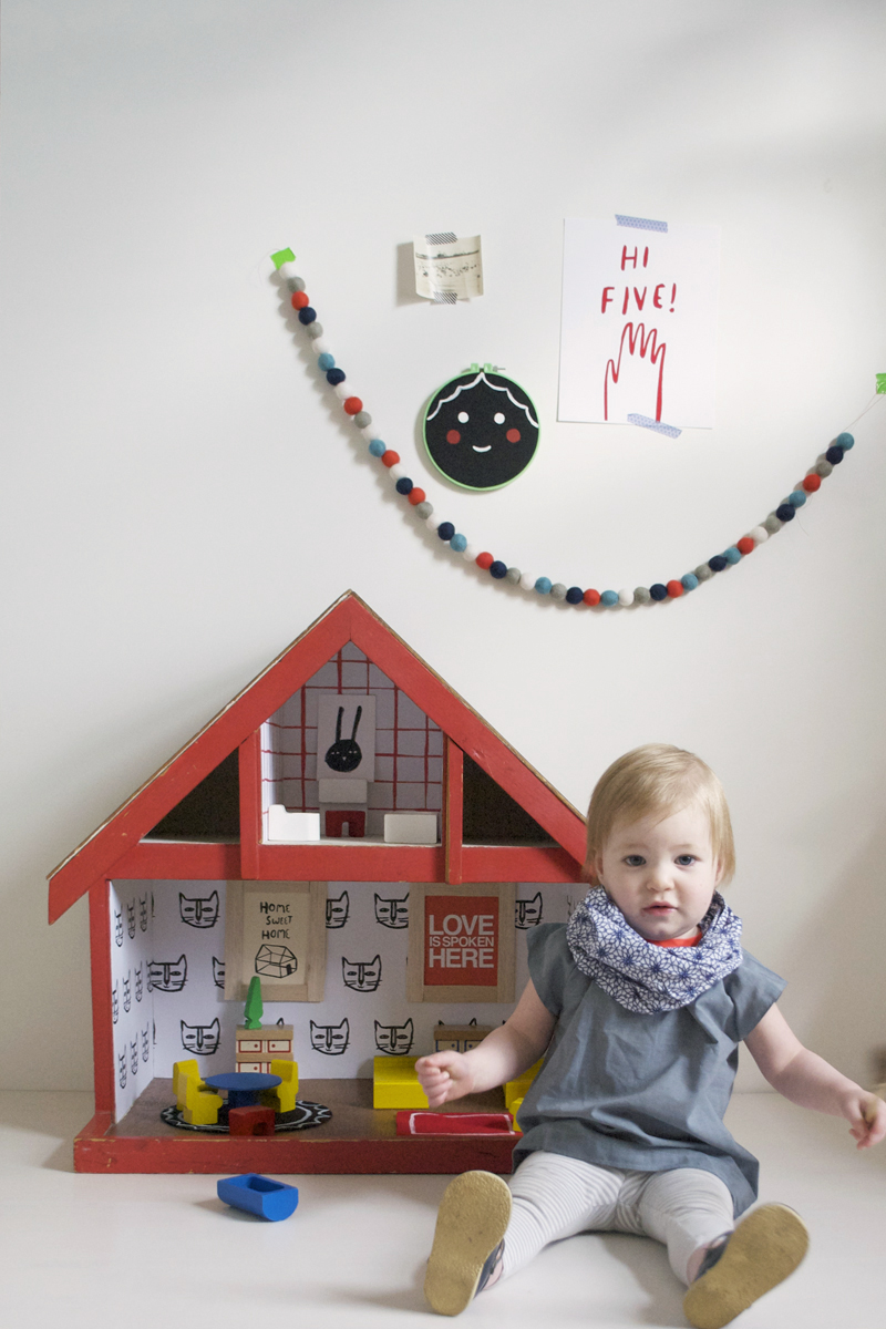 Vintage dollhouse wallpapered by mer mag